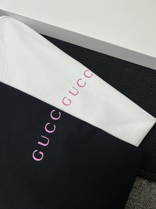 ブランドTシャツ全体デザイン